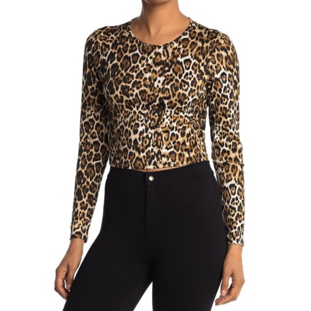 WAYF Long Sleeve Leopard Print Crop Top NWT